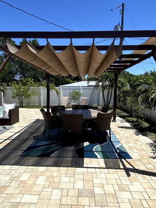 Casa Verde Sarasota Retreat Bagian luar foto